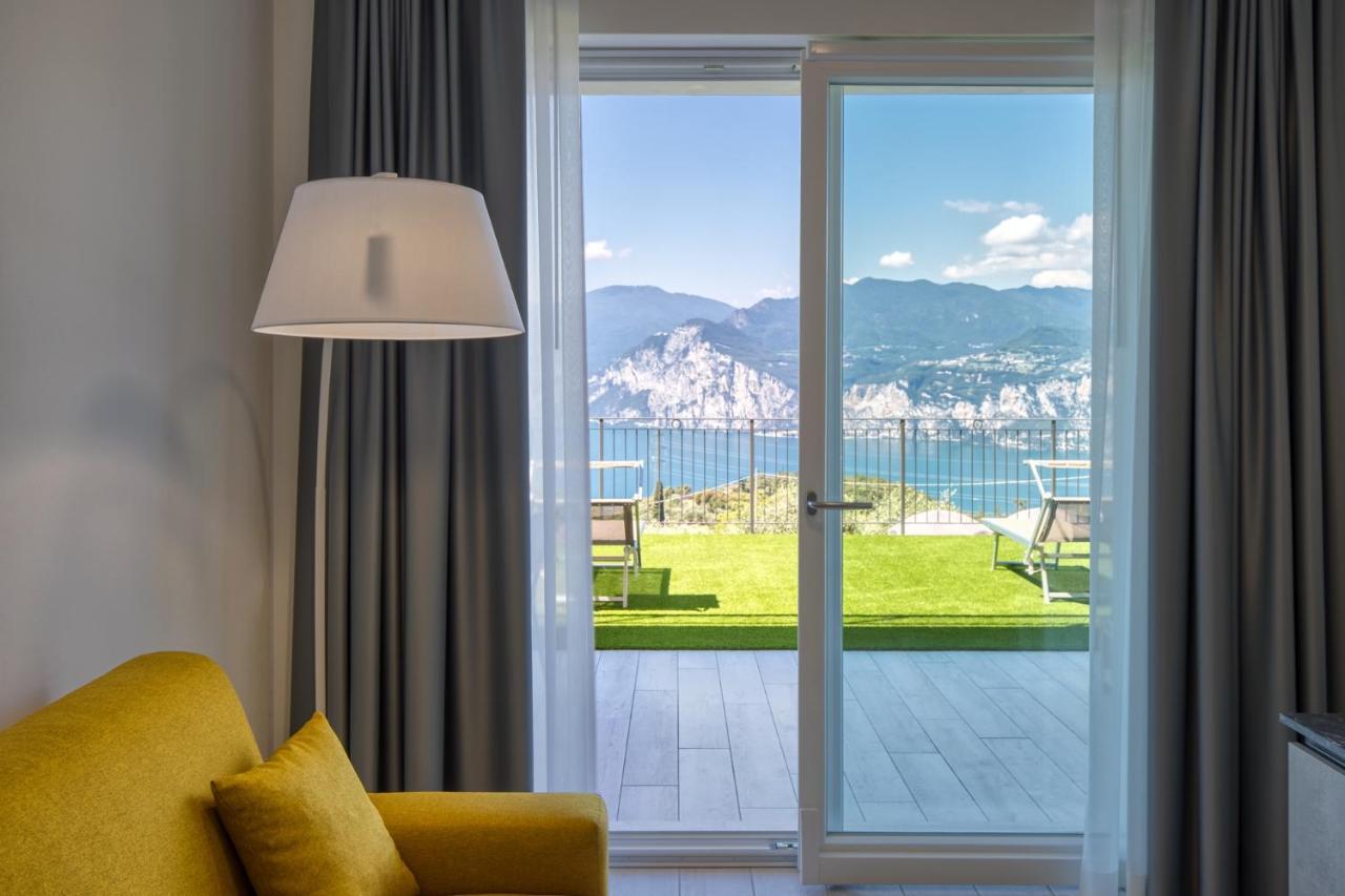 Pinini Country Apartments Malcesine Dış mekan fotoğraf